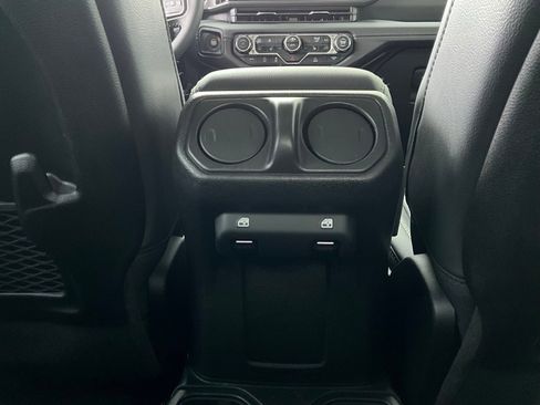 Used 2025 Jeep Gladiator Sport image 14