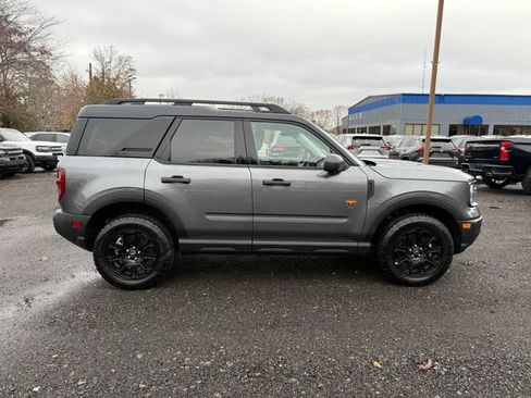 Used 2025 Ford Bronco Sport Badlands image 5