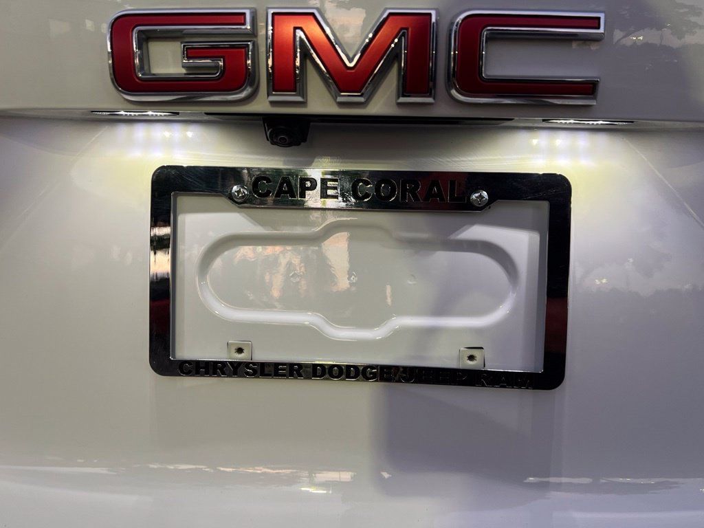 Used 2026 GMC Terrain Elevation FWD image 11