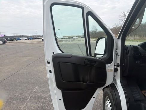 New 2026 RAM ProMaster 1500 w/ Convenience Group FWD image 8
