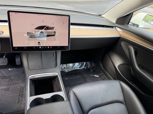 Used 2023 Tesla Model 3 Standard Range RWD image 17
