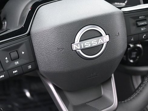 New 2026 Nissan Pathfinder Platinum image 12