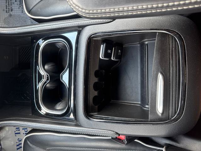 Used 2026 Chrysler Pacifica Limited w/ S Appearance Package FWD image 20