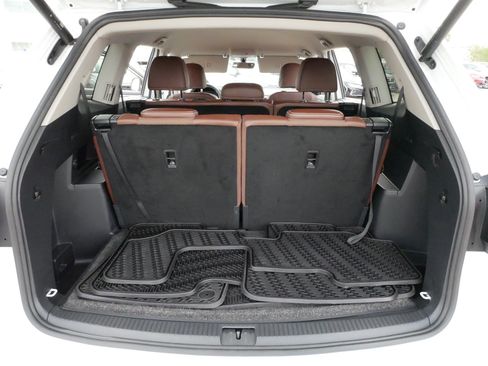 Certified 2023 Volkswagen Atlas SE AWD/4WD image 18