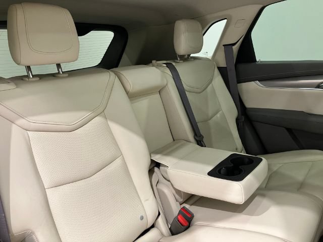 Used 2017 Cadillac XT5 Luxury w/ Driver Awareness Package FWD image 35