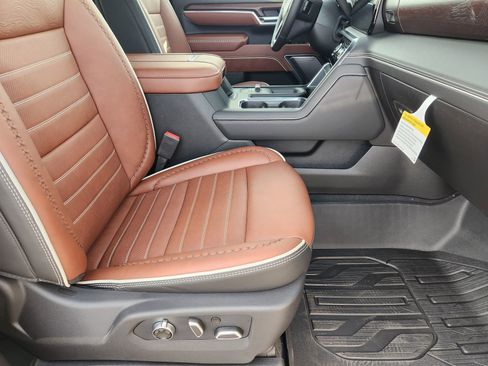 New 2026 GMC Sierra 2500 Denali Ultimate image 17