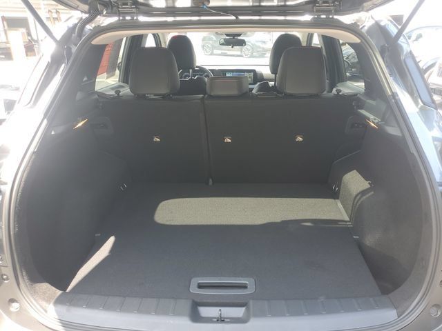 Used 2025 Nissan Kicks SR FWD image 6