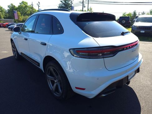 Used 2023 Porsche Macan Turbo AWD/4WD image 9
