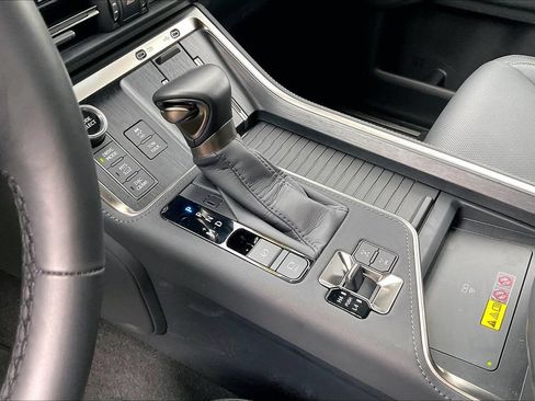 Used 2026 Lexus GX 550 AWD/4WD image 17