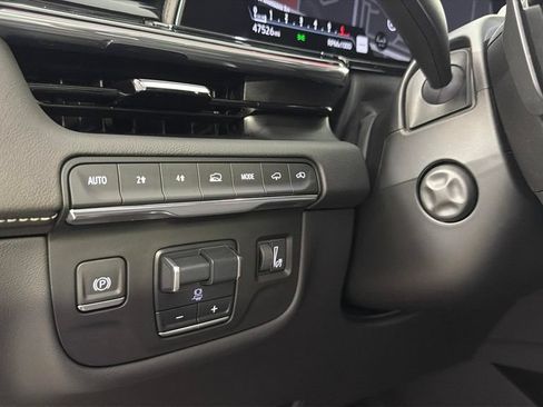 Used 2023 Cadillac Escalade Sport w/ LPO, ONYX Package AWD/4WD image 21