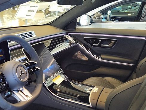 New 2025 Mercedes-Benz S 63 AMG S image 7