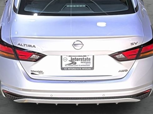 Certified 2024 Nissan Altima 2.5 SV image 11