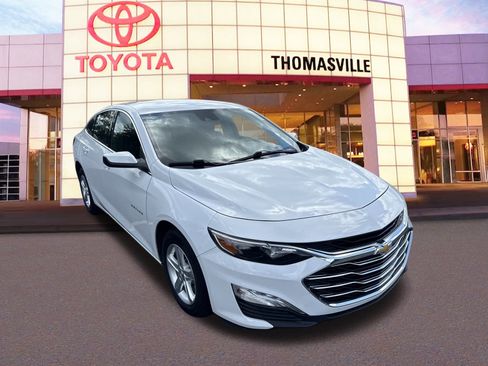 Used 2024 Chevrolet Malibu LS w/ Driver Confidence Package image 3