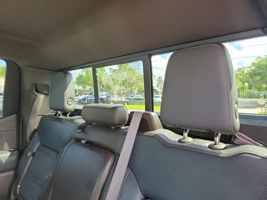 Used 2019 GMC Sierra 1500 Denali w/ Denali Ultimate Package AWD/4WD image 12