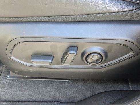 New 2026 Jeep Grand Cherokee Altitude AWD/4WD image 21