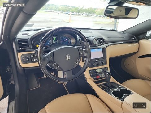 Used 2015 Maserati GranTurismo Sport RWD image 9