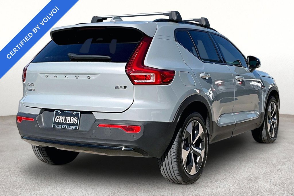 Used 2024 Volvo XC40 B5 Plus w/ Protection Package Premier AWD/4WD image 2