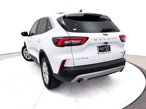 Used 2024 Ford Escape Active AWD/4WD image 7