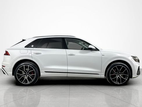Used 2023 Audi Q8 Prestige w/ Prestige Package image 6