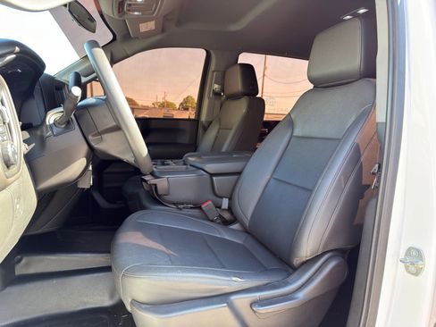 Used 2023 Chevrolet Silverado 2500 W/T w/ Gooseneck/5TH Wheel Package AWD/4WD image 17