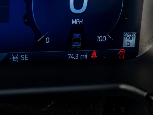 Used 2026 Ford F450 Platinum w/ FX4 Off-Road Package image 21