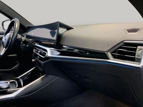 Used 2024 BMW i4 eDrive35 w/ Convenience Package RWD image 18