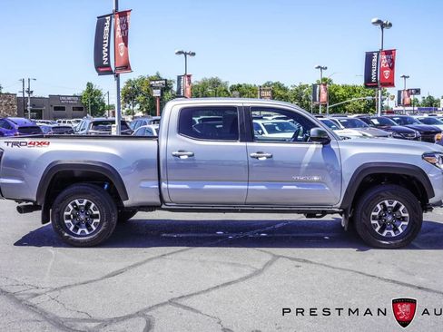 Used 2021 Toyota Tacoma TRD Off-Road AWD/4WD image 23