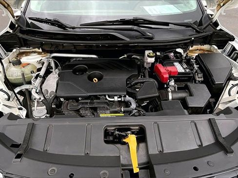 Used 2021 Nissan Rogue SL w/ Premium Package image 9