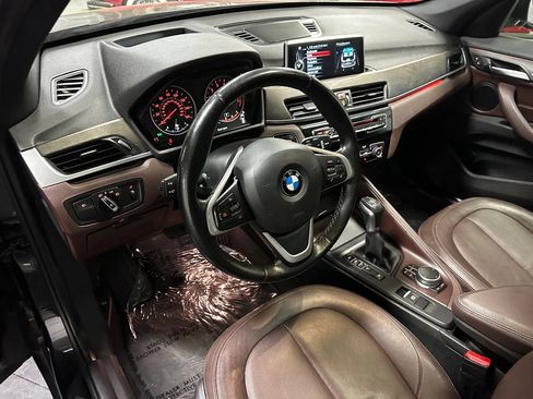 Used 2017 BMW X1 xDrive28i AWD/4WD image 8