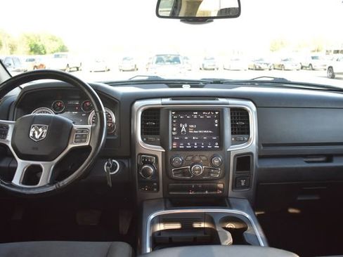 Used 2021 RAM 1500 Classic SLT w/ Electronics Convenience Group AWD/4WD image 39