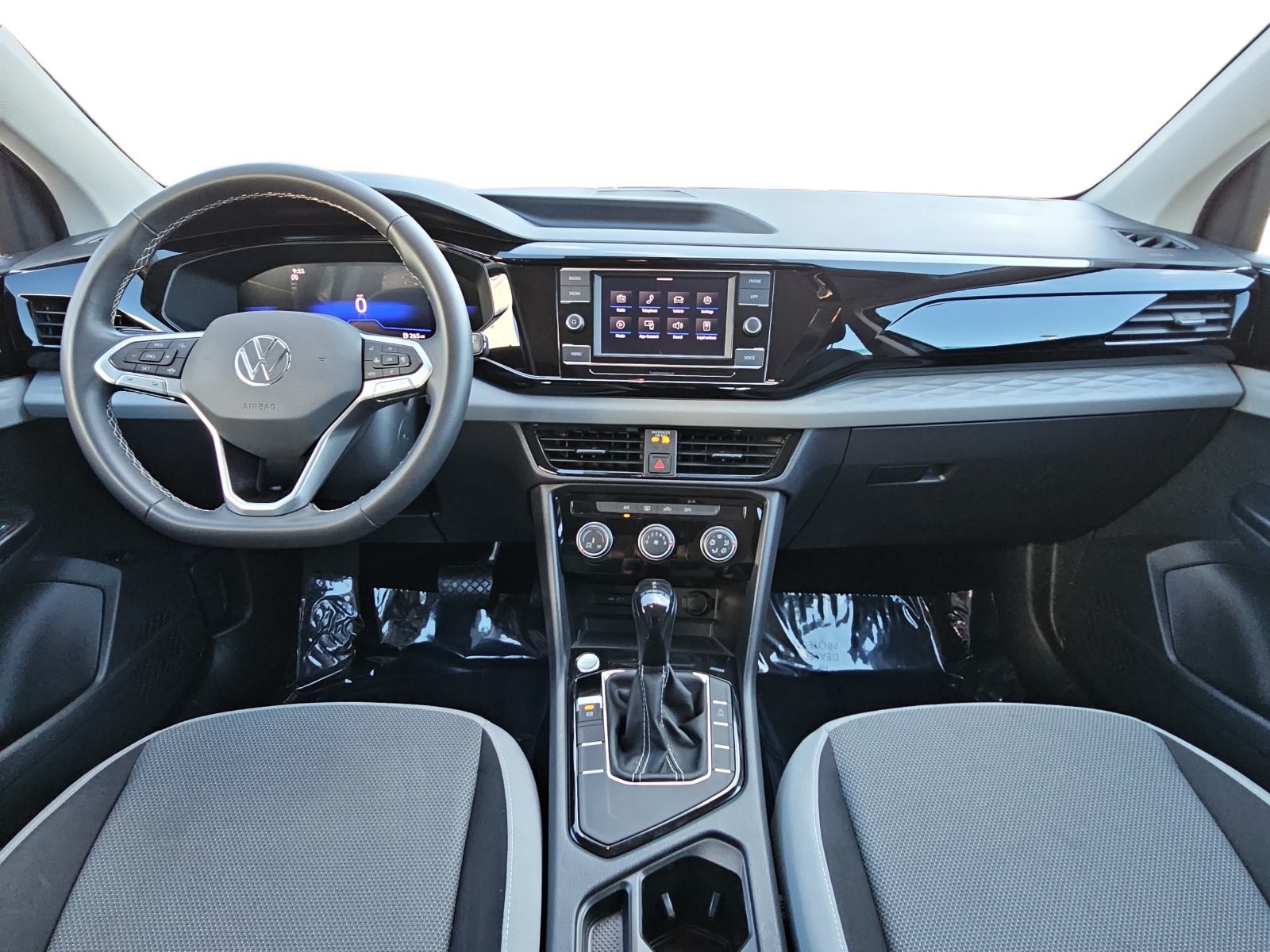 Used 2023 Volkswagen Taos S FWD image 9