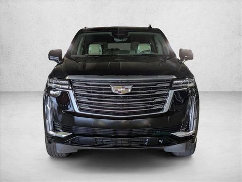 Used 2023 Cadillac Escalade ESV Premium Luxury Platinum image 2