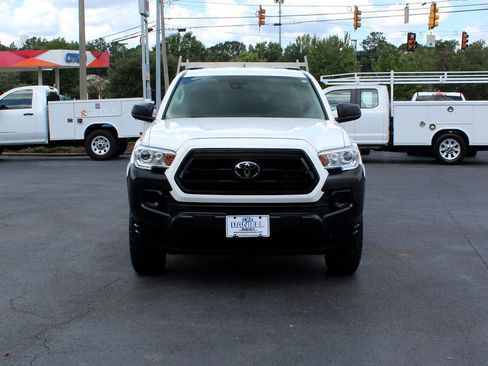 Used 2022 Toyota Tacoma SR image 7