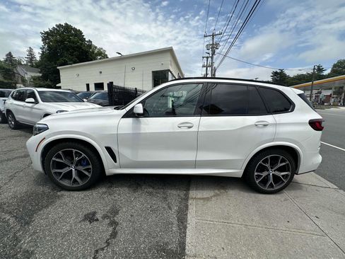 Used 2021 BMW X5 xDrive40i w/ Premium Essential Package image 6