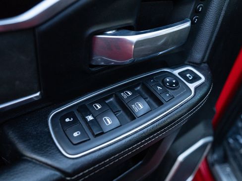 Used 2019 RAM 2500 Laramie w/ Night Edition AWD/4WD image 28