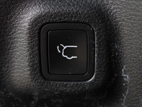 Used 2022 Jeep Compass Latitude w/ Convenience Group image 10