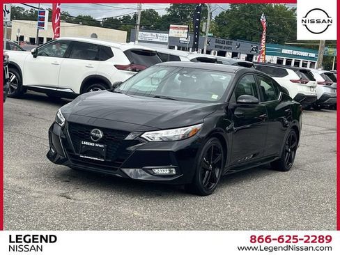 Certified 2023 Nissan Sentra SR w/ Midnight Edition Package FWD image 4