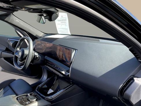 Certified 2025 BMW X3 xDrive30i w/ Premium Package image 26