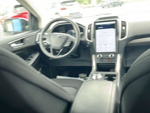 Used 2024 Ford Edge SE w/ Black Appearance Package AWD/4WD image 28