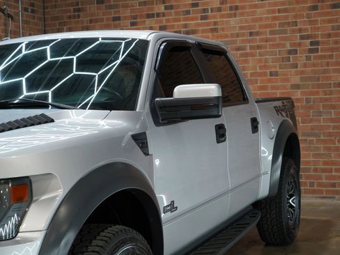 Used 2014 Ford F150 Raptor w/ Equipment Group 801A Luxury image 21