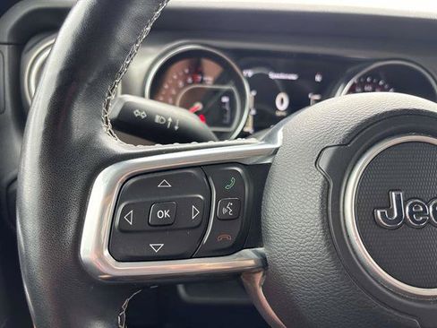 Used 2021 Jeep Wrangler Rubicon AWD/4WD image 18