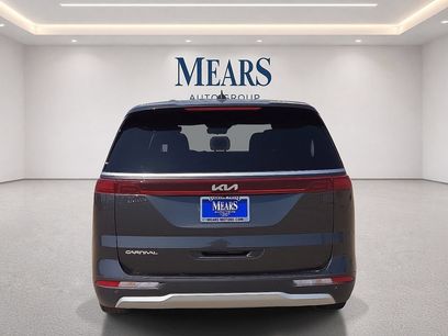 Used 2024 Kia Carnival EX