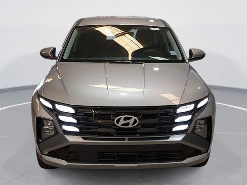 New 2026 Hyundai Tucson Blue SE image 2