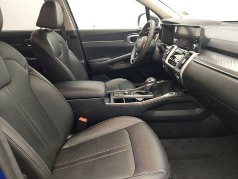 Used 2023 Kia Sorento S FWD image 21