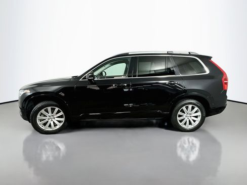 Used 2018 Volvo XC90 T6 Momentum w/ Convenience Package AWD/4WD image 4