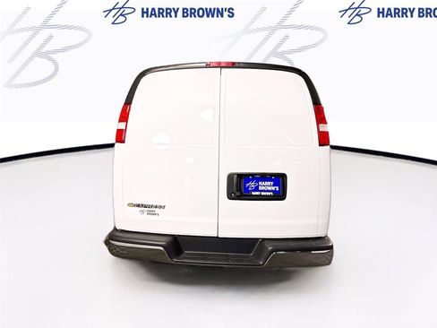 New 2026 Chevrolet Express 2500 w/ Driver Convenience Package RWD image 25