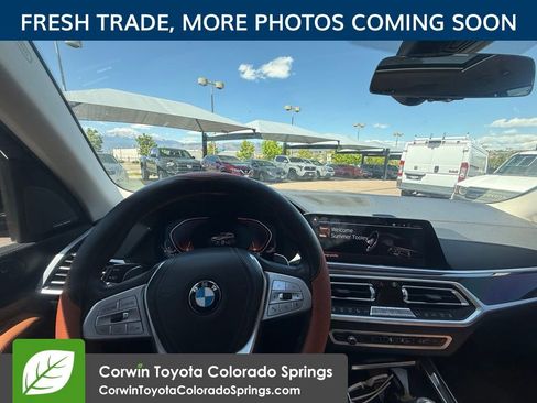 Used 2020 BMW X7 xDrive40i w/ Premium Package AWD/4WD image 13