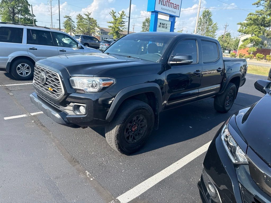 Used 2021 Toyota Tacoma TRD Off-Road AWD/4WD image 3