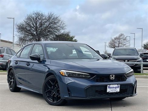 Used 2025 Honda Civic Sport image 2