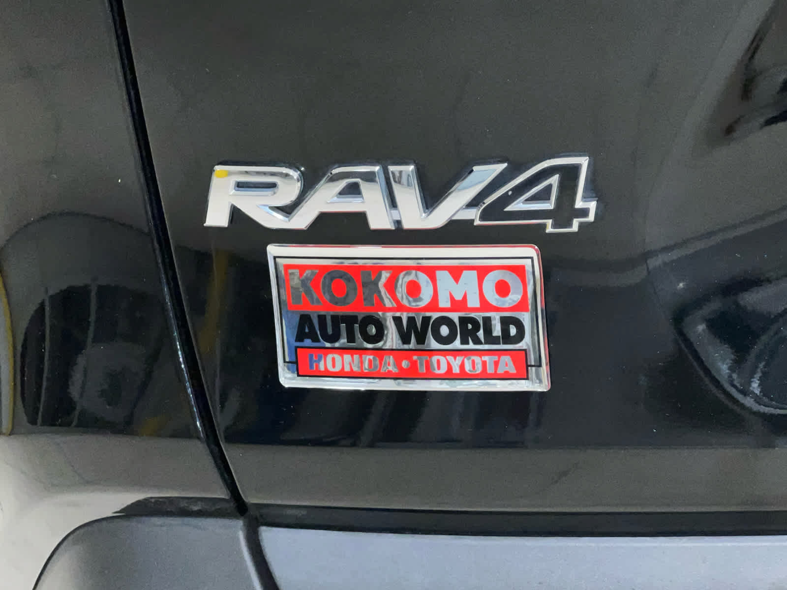Used 2021 Toyota RAV4 XLE w/ Convenience Package AWD/4WD image 11